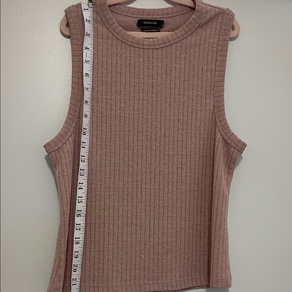 Reserved Mauve Ribbed Muscle Tee - Picture 6 of 8